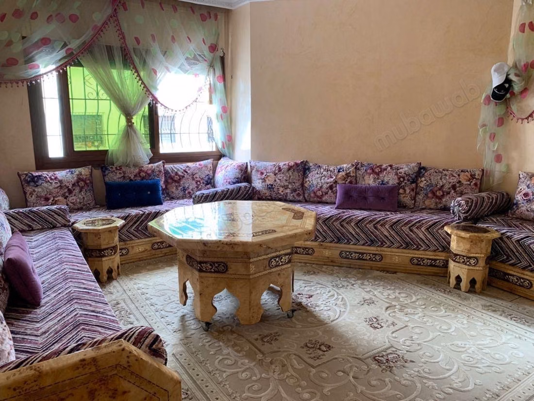 Vente d'un bel appartement à Oulfa. 2 belles chambres. Grand balcon — 3