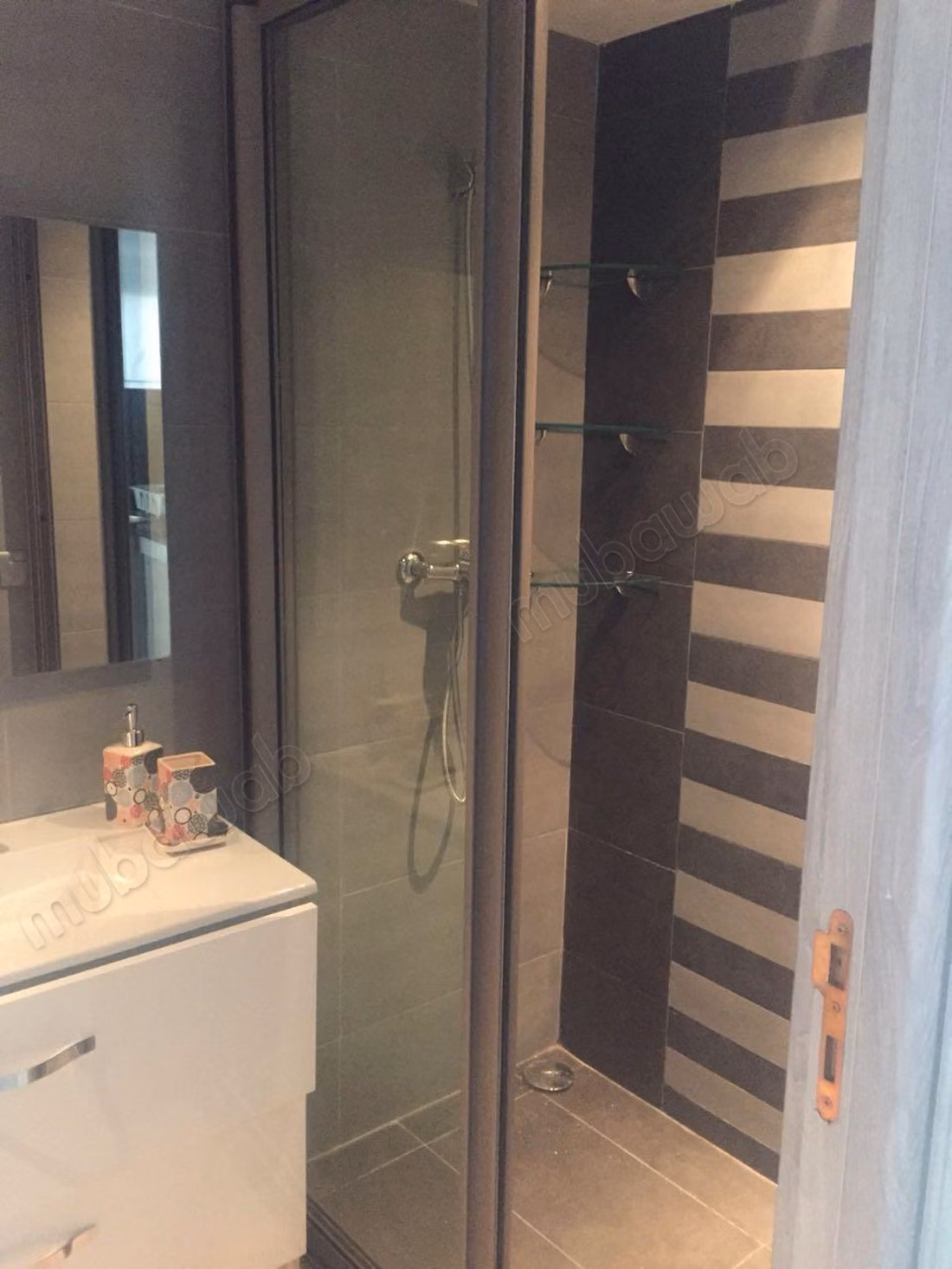 Prachtig appartement te huur in Maârif. 1 mooie slaapkamer. Gemeubileerd