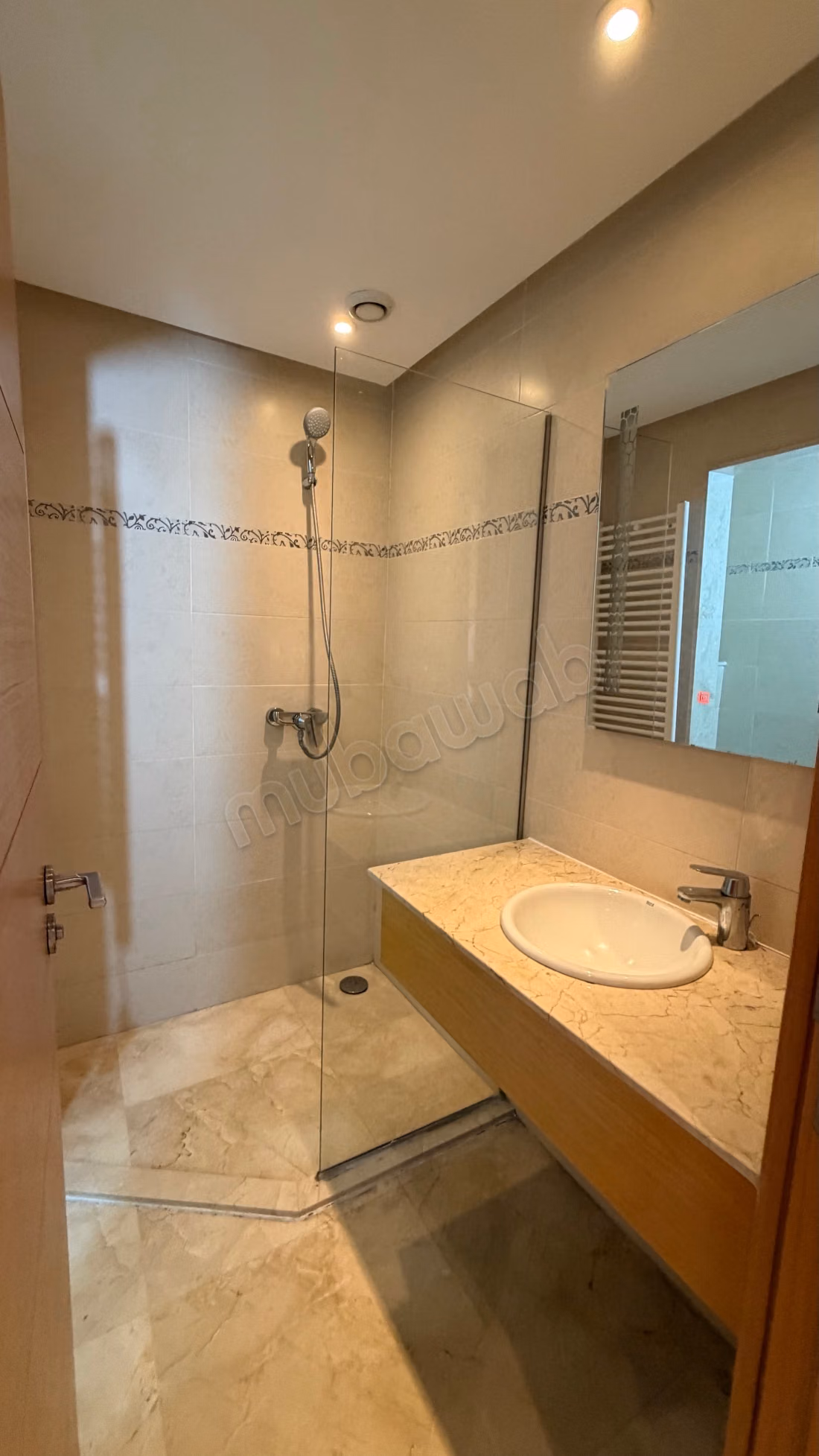 Appartamento Ammobiliato Nuovo e Senza Affaccio con Grande Terrazza - Città Verde Bouskoura