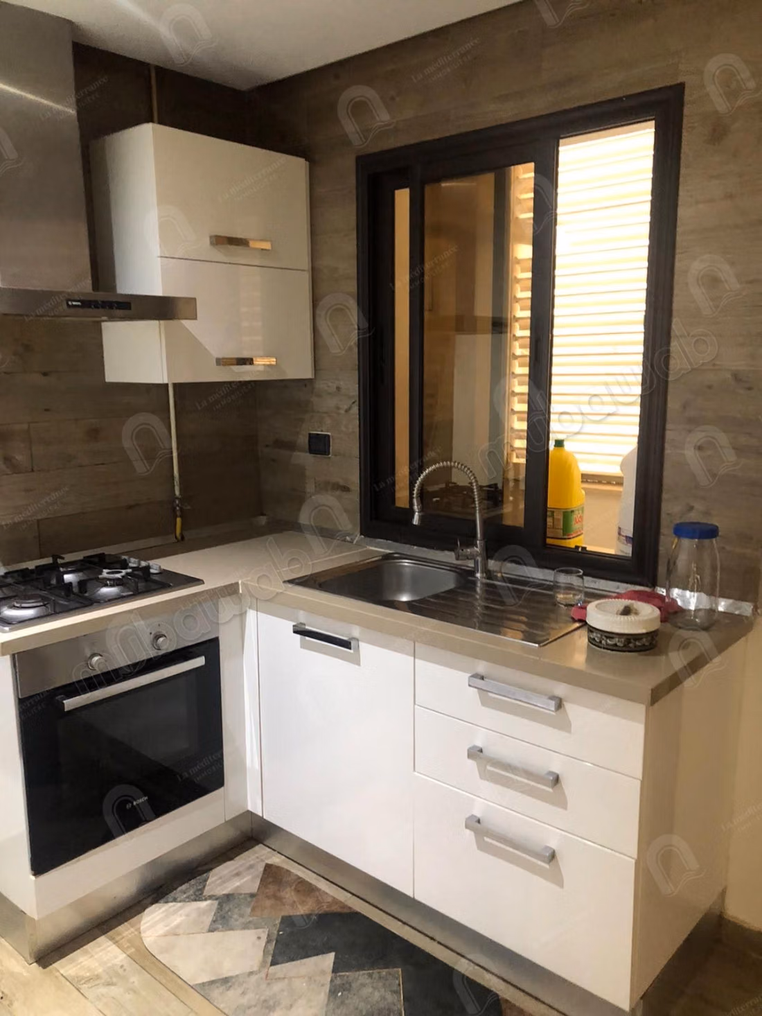 For rent an S1 apartment in Cité Ennser 2
