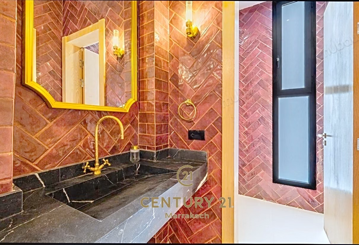 Exceptional Estate on a 14,000 m² Lot