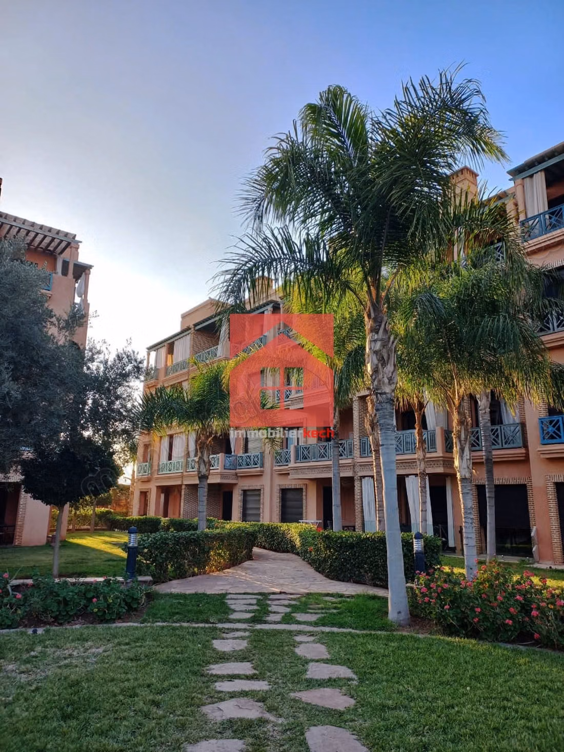 Magnífico Apartamento con Piscina y Terraza