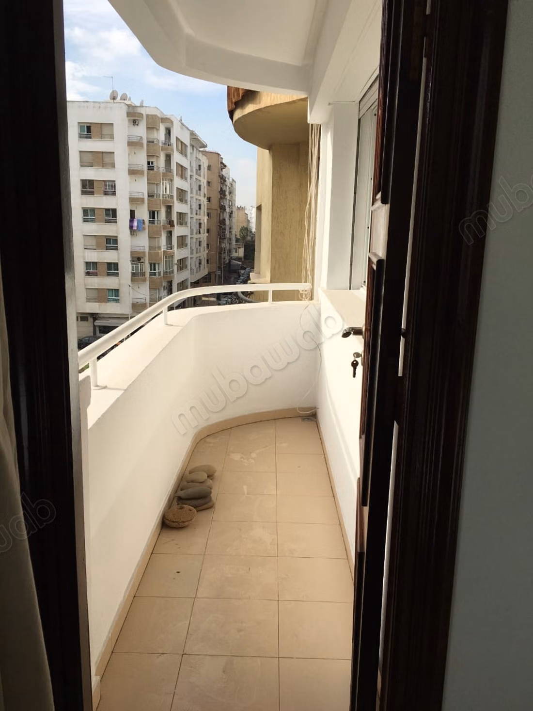 Bel apartamento en alquiler en Las princesas. 2 habitaciones. Amueblado