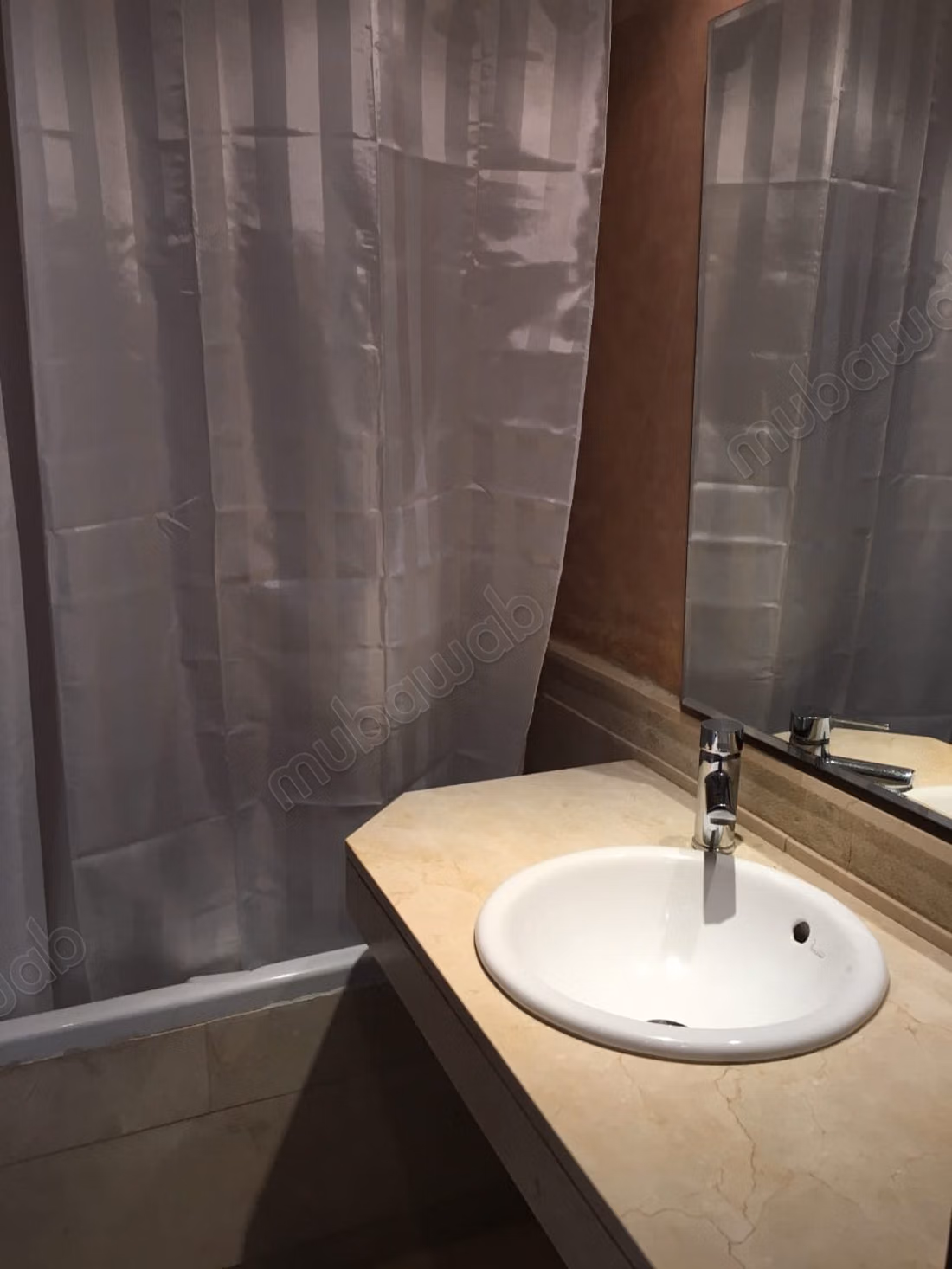 Bel apartamento en alquiler en Las princesas. 2 habitaciones. Amueblado