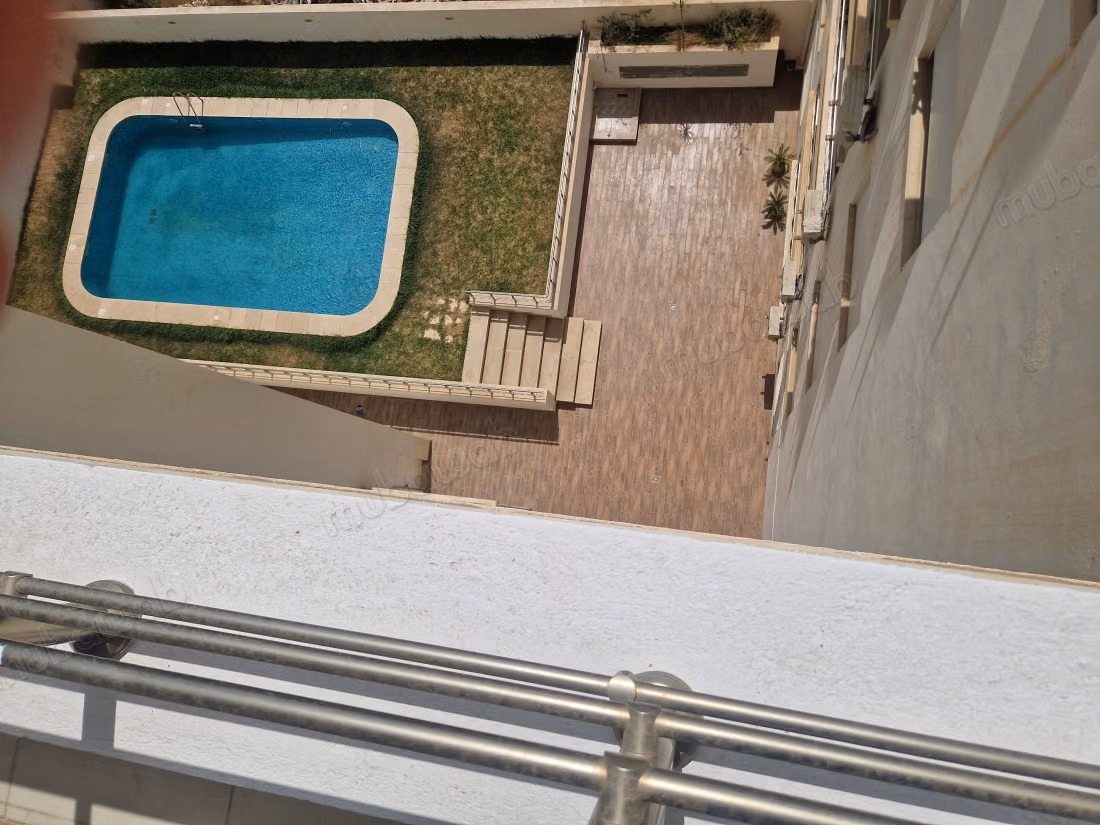 In vendita appartamento S1 arredato con terrazza e parcheggio