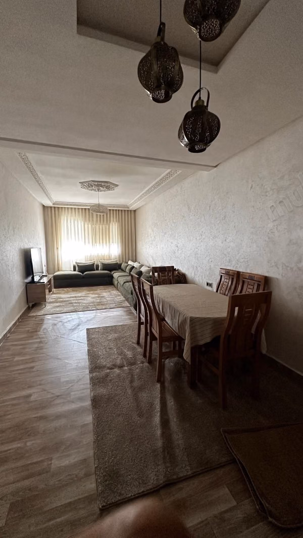 Appartement 100m2, entièrement rénové et meublé