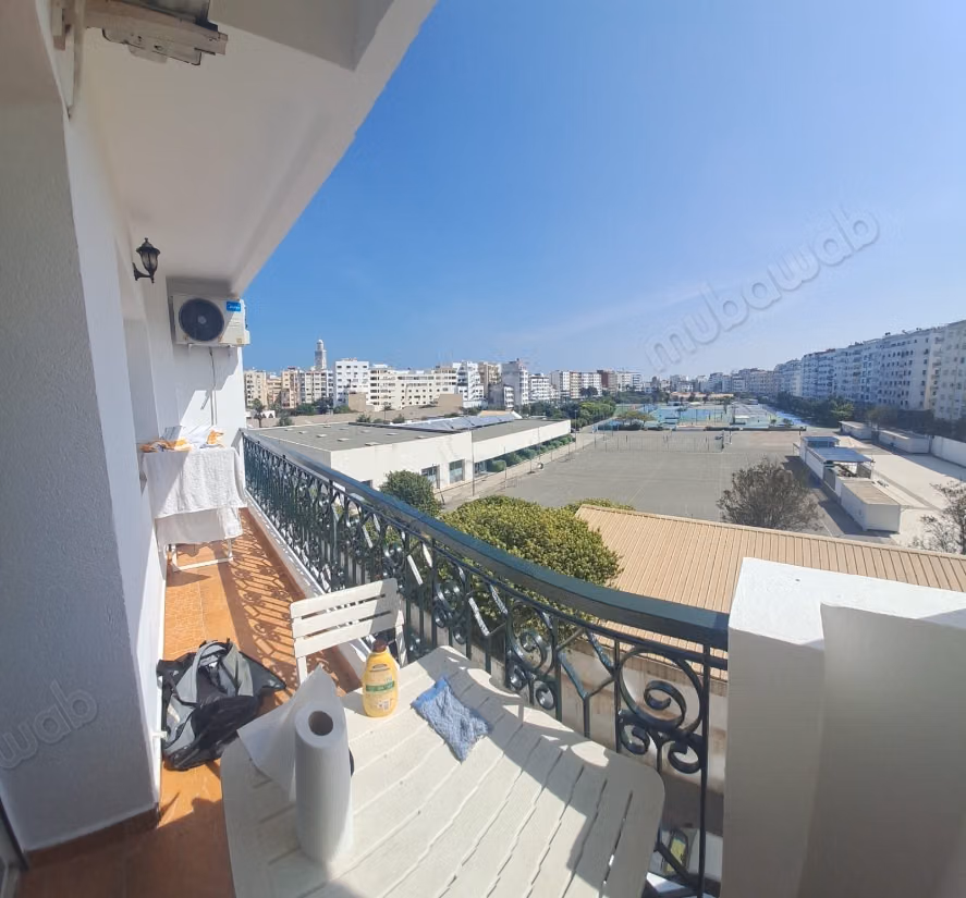 Appartement 130 m² f Bourgogne Est — 17