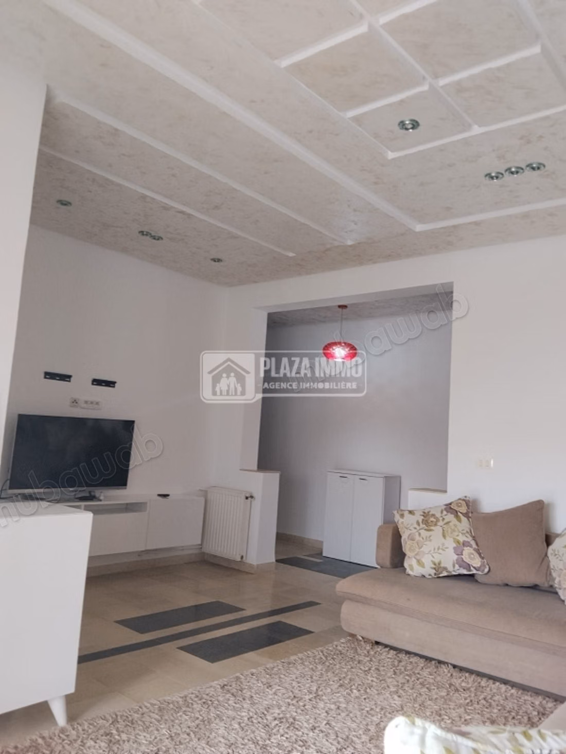 In affitto un appartamento S2 arredato a Cité Essalem