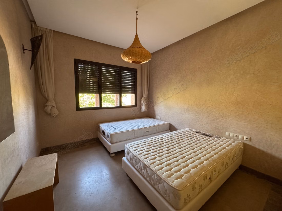 Residencia privada: Villa de 250 m2 en terreno de 385 m2
