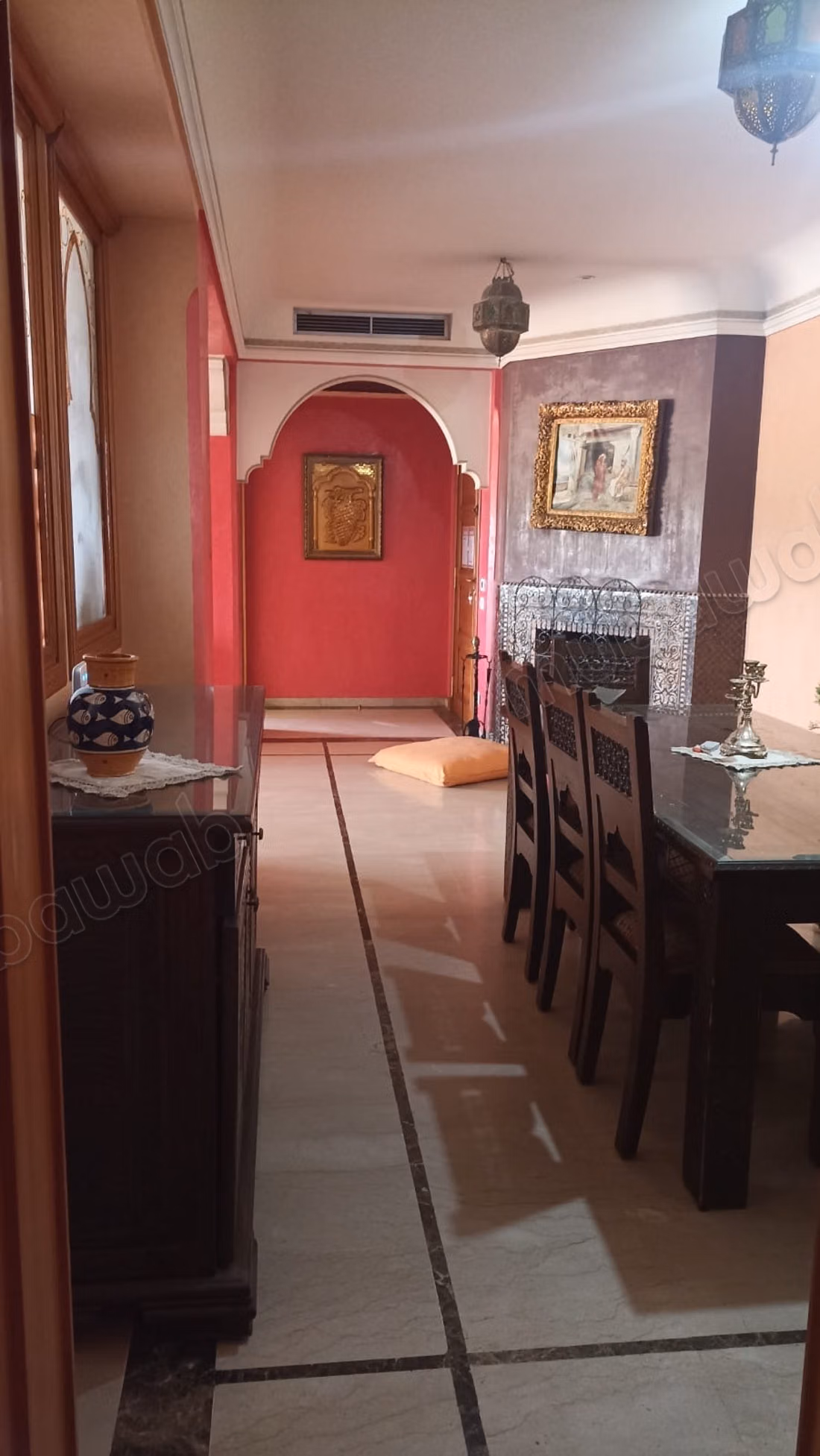 Fabuloso apartamento en venta en El Moukef. Área total 1550 m². Amplio espacio de almacenamiento