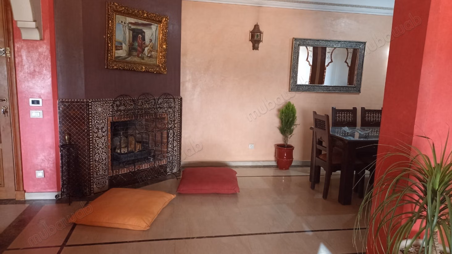 Fabuloso apartamento en venta en El Moukef. Área total 1550 m². Amplio espacio de almacenamiento