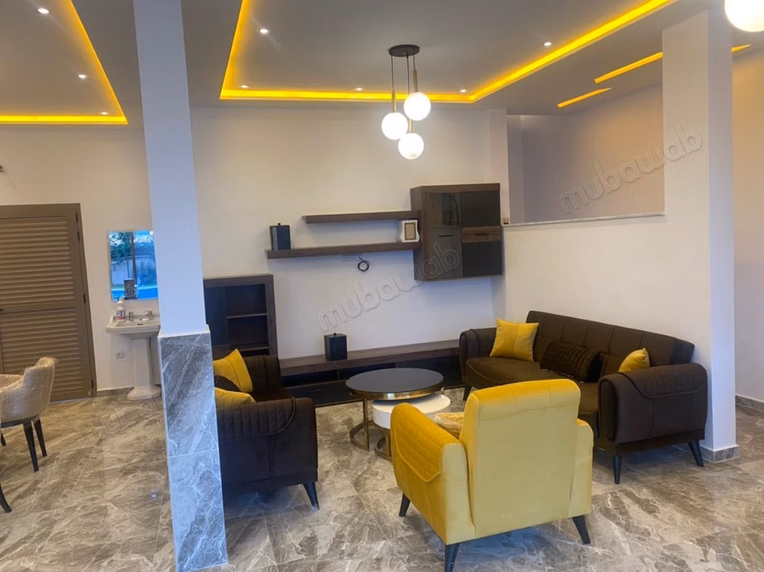 منزل ممتاز للبيع طريق فاس ب. 4 غرف ممتازة. مفروشة