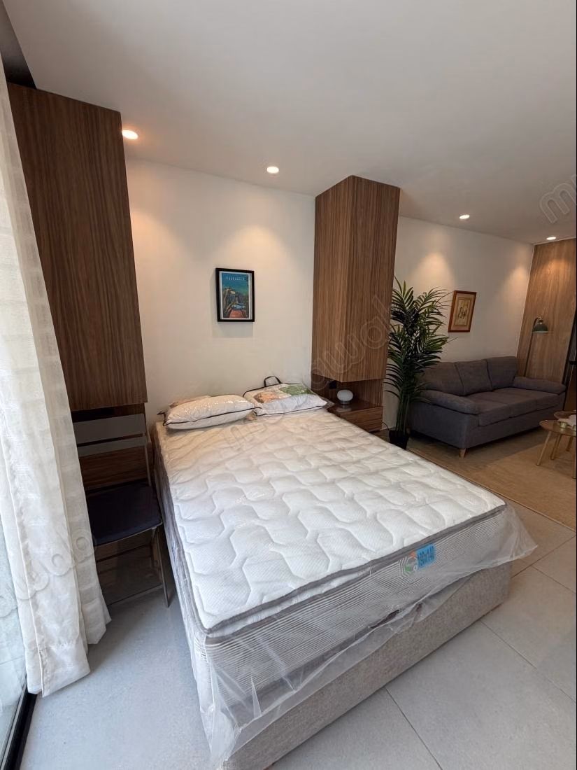Bel appartement en location à Gauthier.
Surface totale 35 m².
Meublé