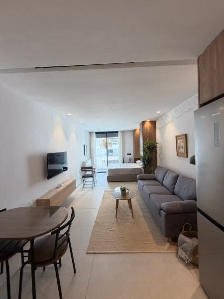 Bellissimo appartamento in affitto a Gauthier. Superficie totale di 35 m². Arredato