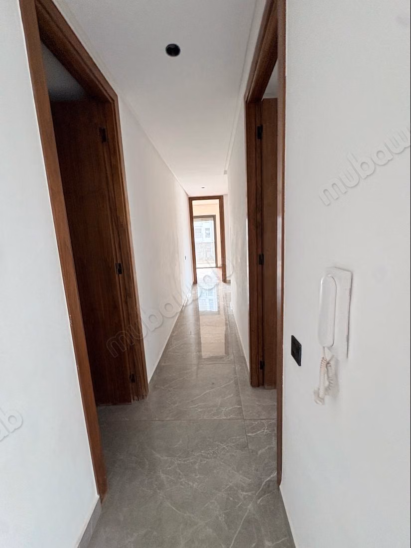 AMAZING 3 rooms In CFC