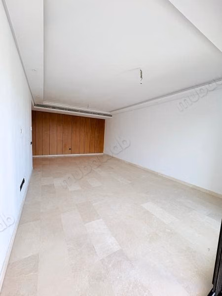 2 slaapkamers hoge verdieping leeg CFC OCCITANIA