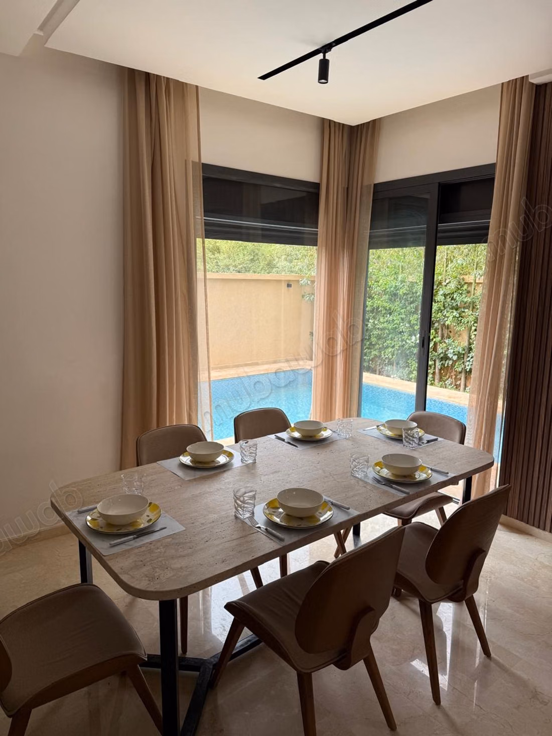 A lungo termine, bellissima villa arredata con 3 suite e piscina vicino al Notia Golf