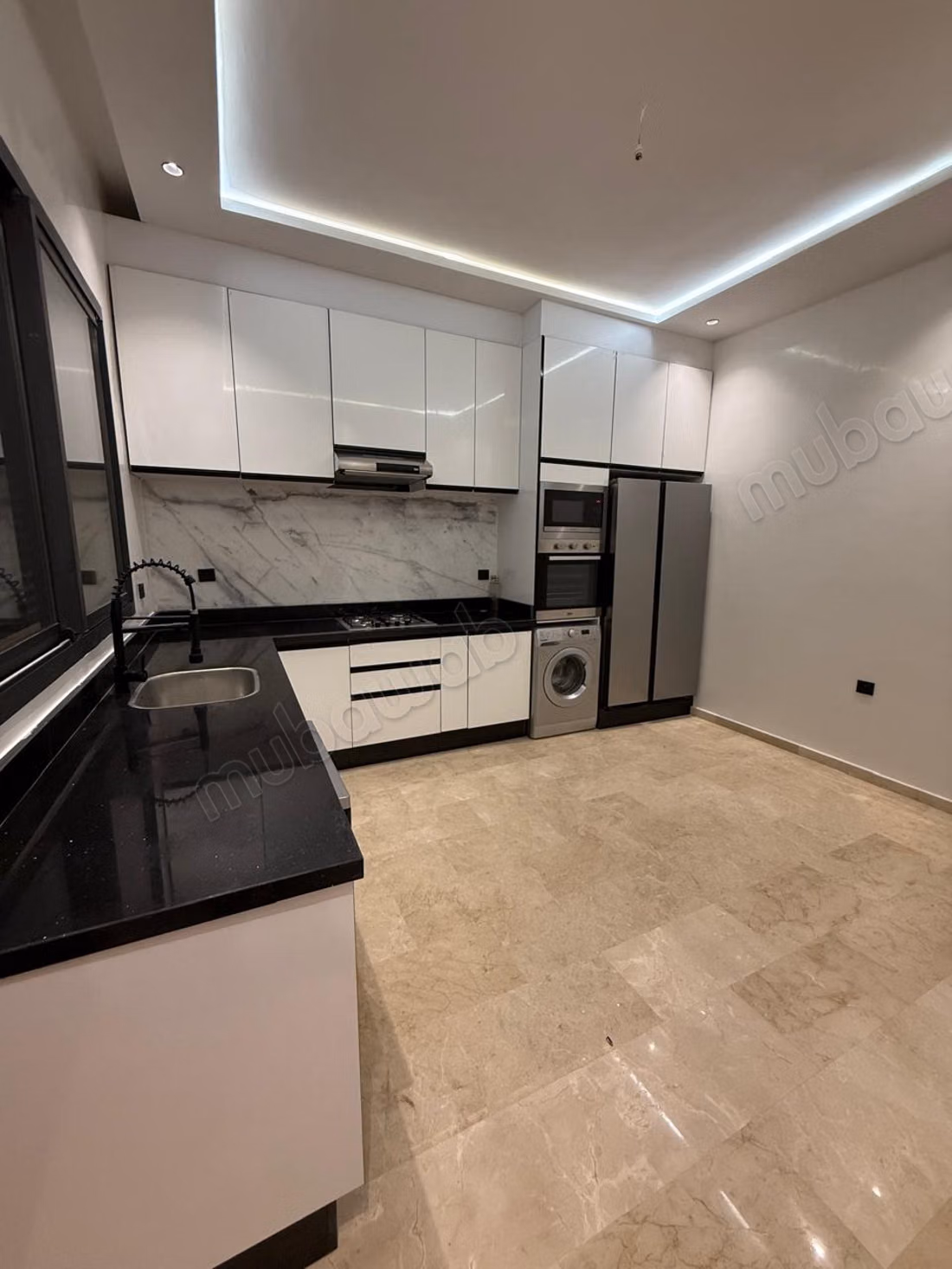 A lungo termine, bellissima villa arredata con 3 suite e piscina vicino al Notia Golf