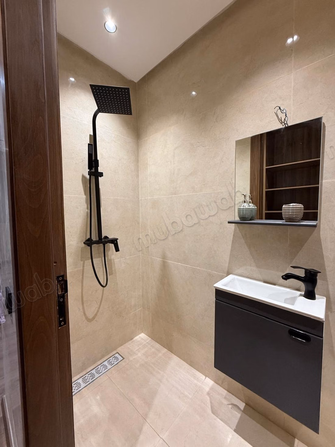 A lungo termine, bellissima villa arredata con 3 suite e piscina vicino al Notia Golf