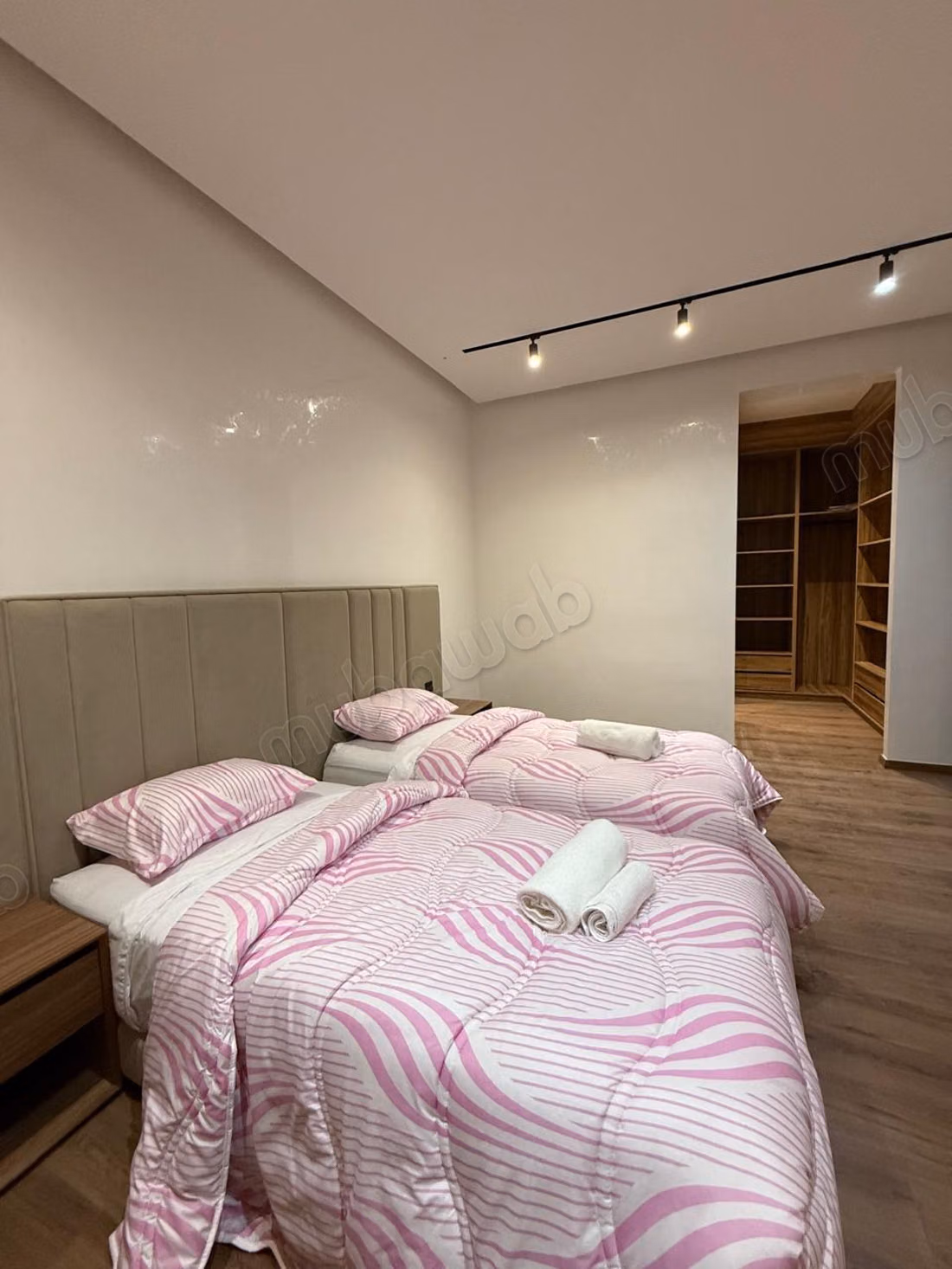 A lungo termine, bellissima villa arredata con 3 suite e piscina vicino al Notia Golf