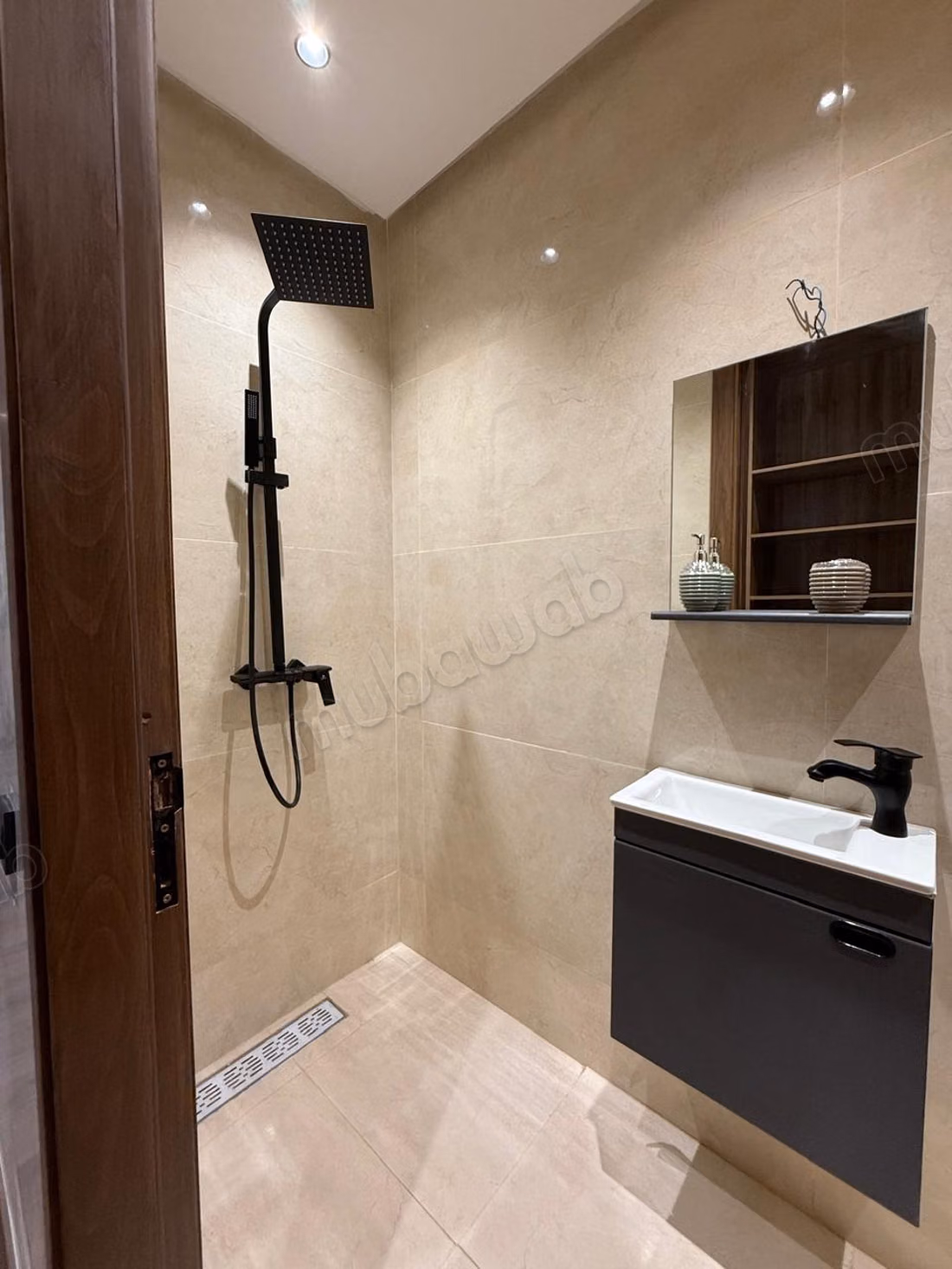 A lungo termine, bellissima villa arredata con 3 suite e piscina vicino al Notia Golf