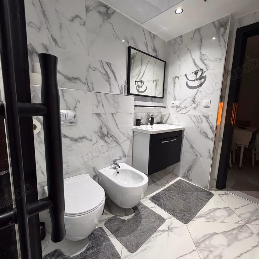 Alquiler de un apartamento en Tanja Balia. Superficie 69 m². Bien amueblado
