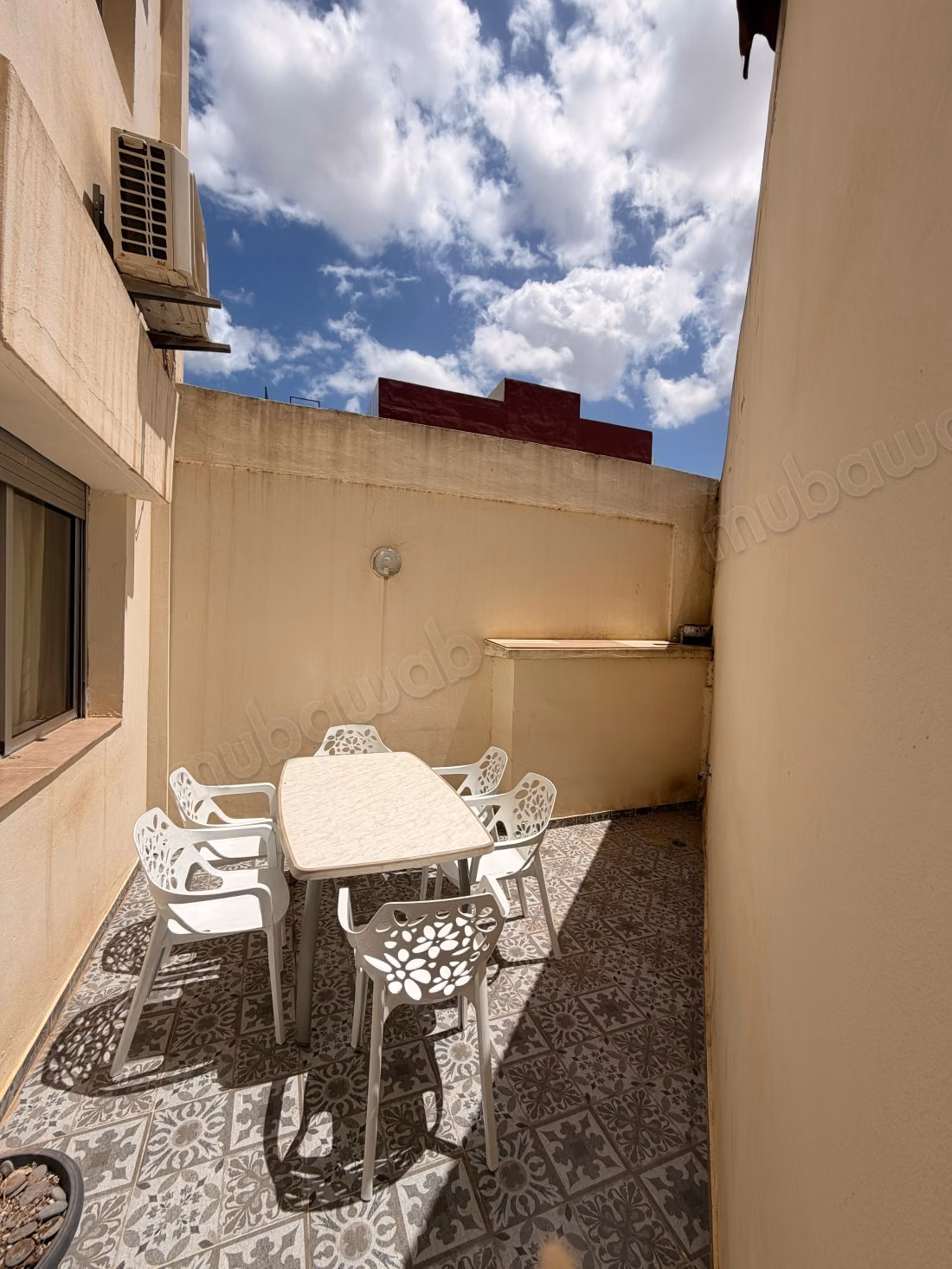 Zeer mooi appartement te huur in Dar Bouazza. 2 aangename slaapkamers. Goed ingericht