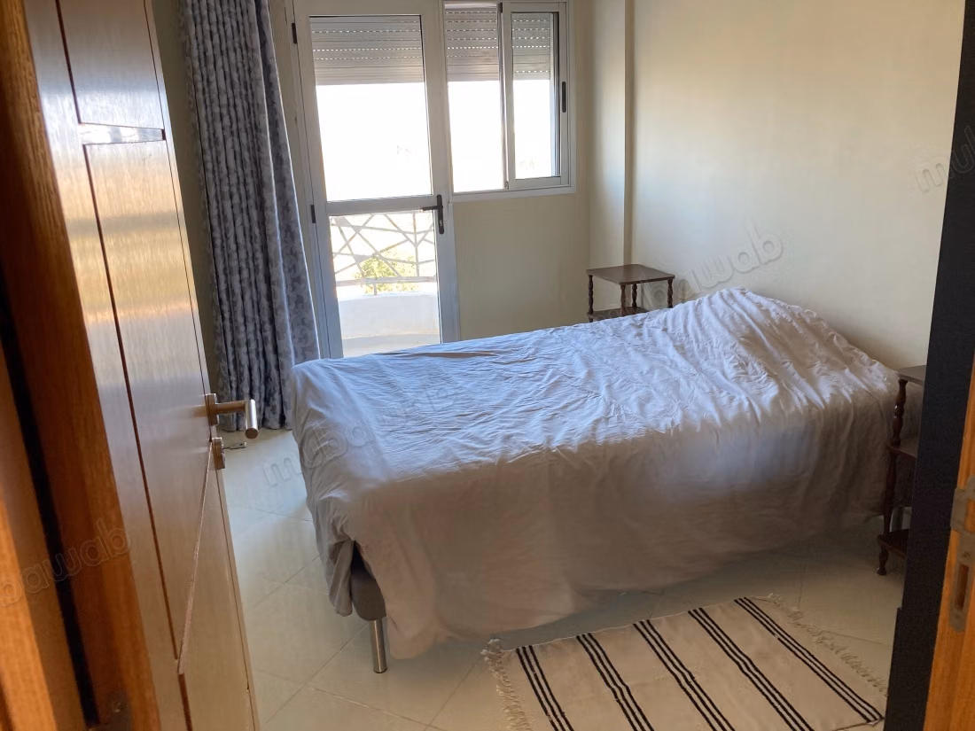 Zeer mooi appartement te huur in Dar Bouazza. 2 aangename slaapkamers. Goed gemeubileerd