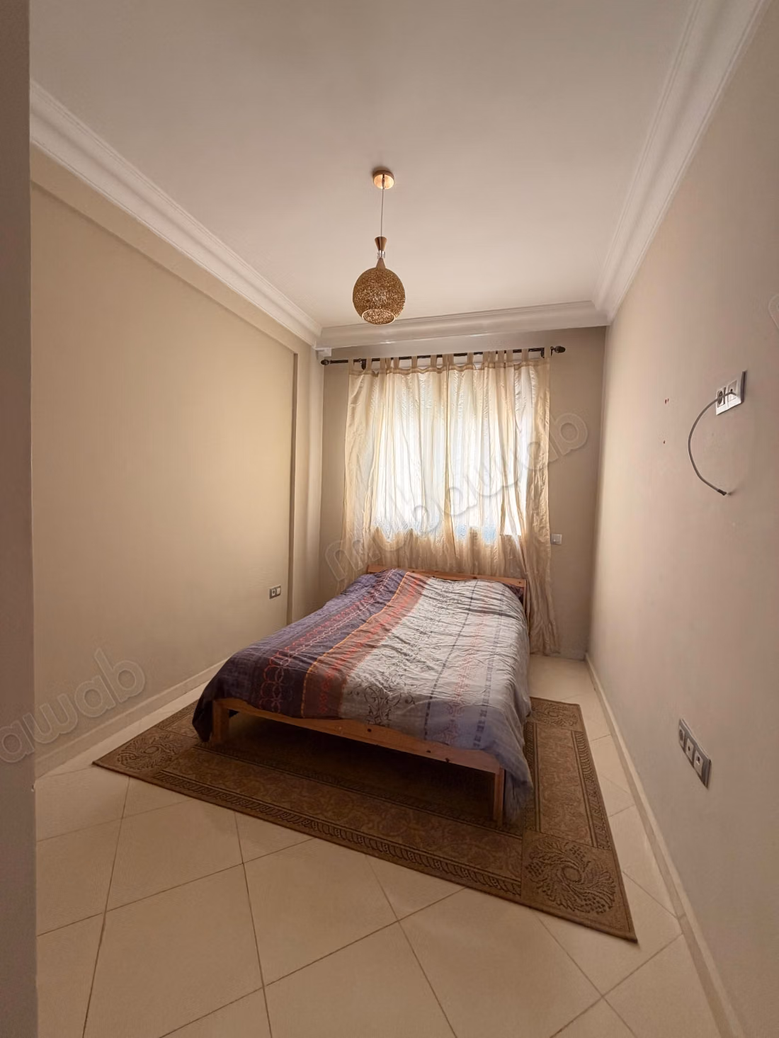 Zeer mooi appartement te huur in Dar Bouazza. 2 aangename slaapkamers. Goed gemeubileerd