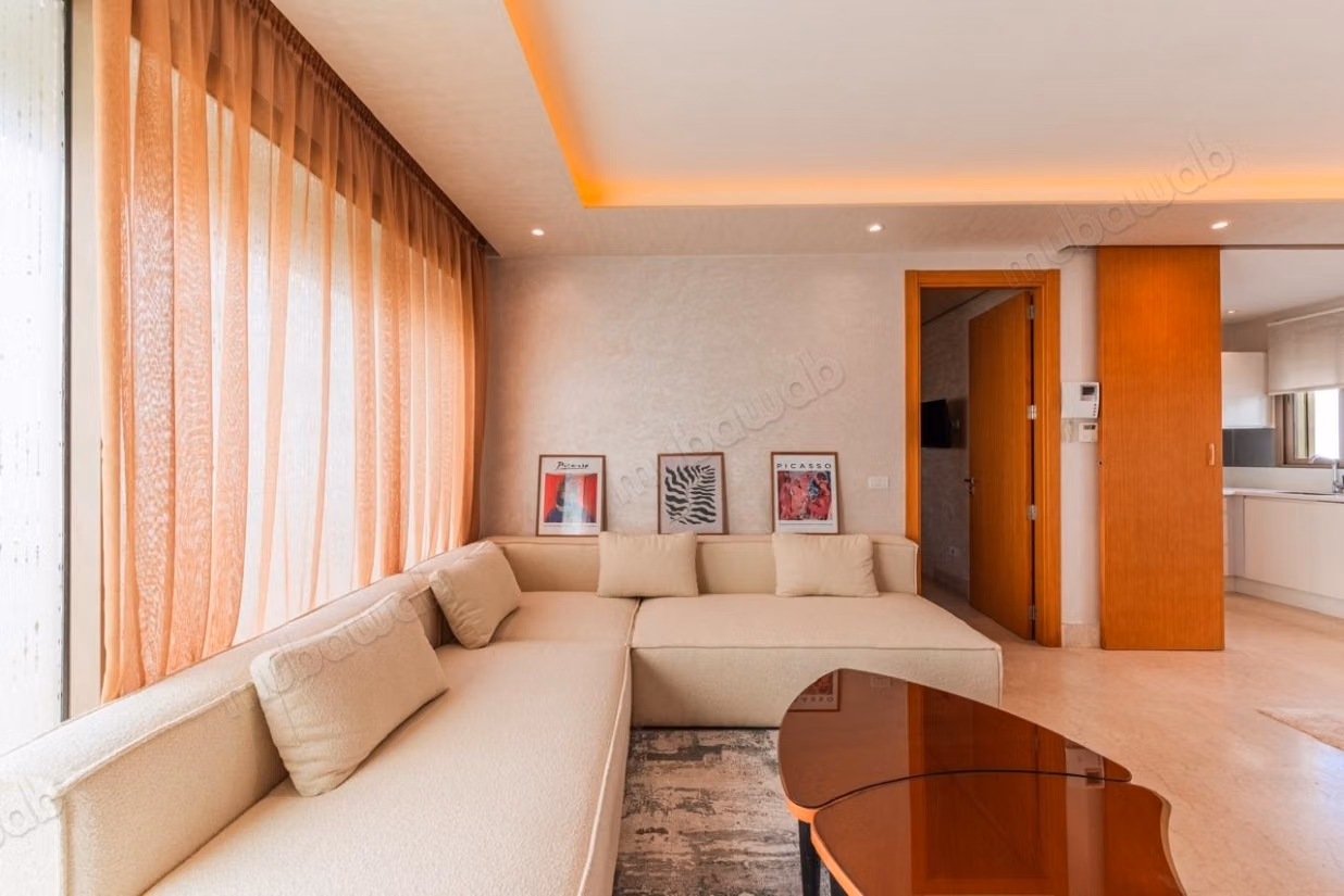 Muy bonito apartamento en alquiler en Racine. Superficie total 80 m². Bien amueblado