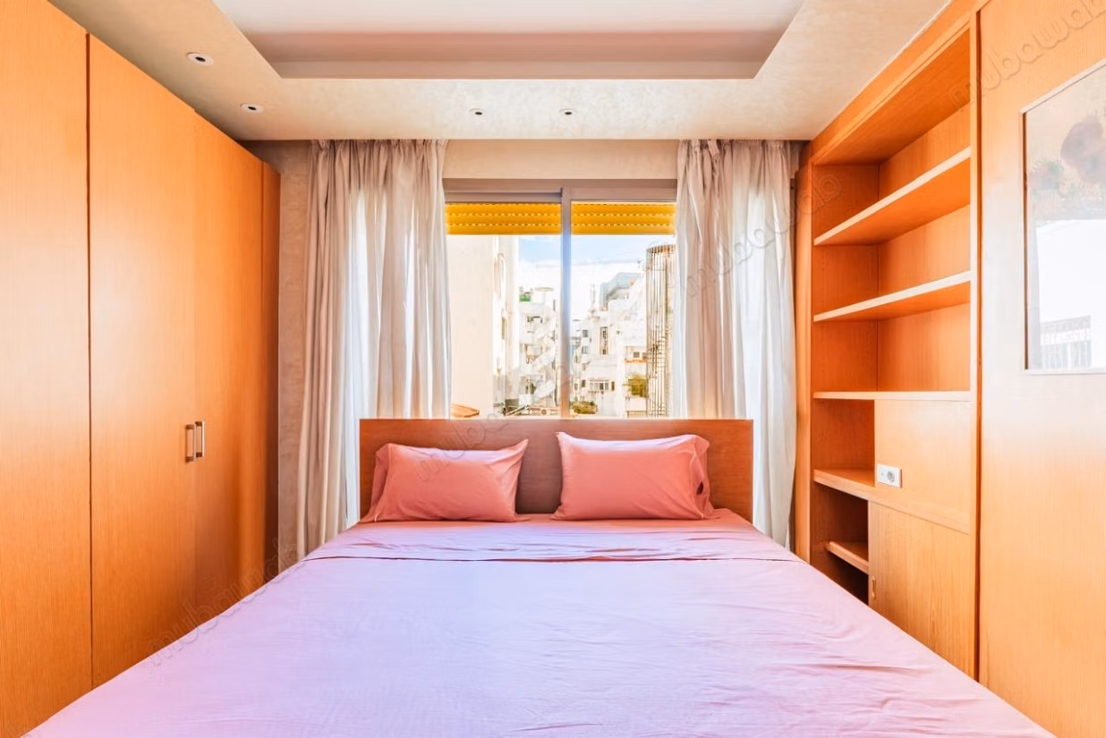 Muy bonito apartamento en alquiler en Racine. Superficie total 80 m². Bien amueblado