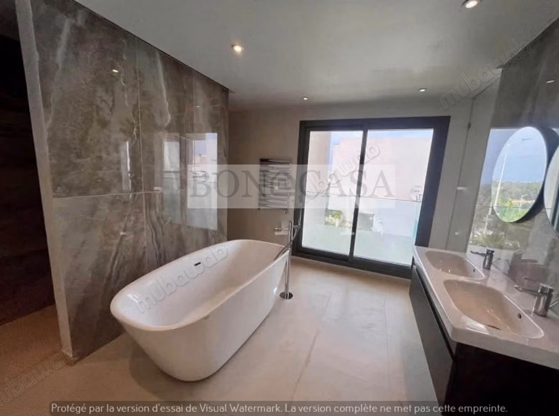 Duplex S4 piscine&jardin à louer à Gammarth