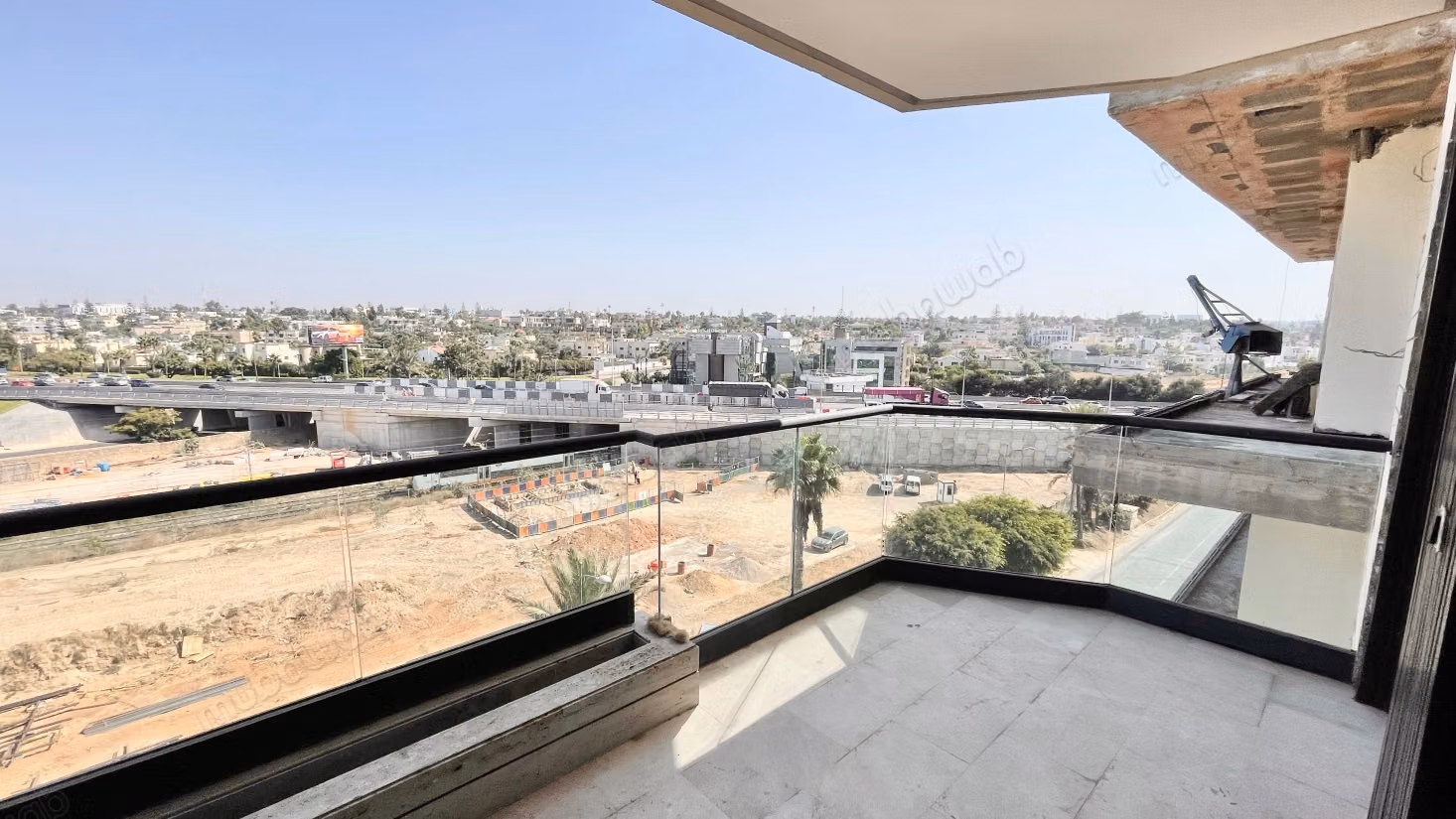 Apartamento de 3 habitaciones 122m2 en Oasis