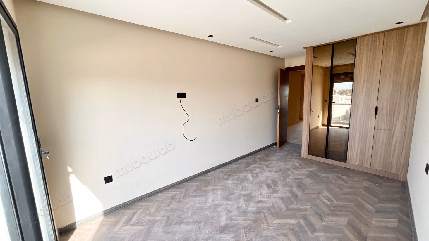 Apartamento de 3 habitaciones 122m2 en Oasis