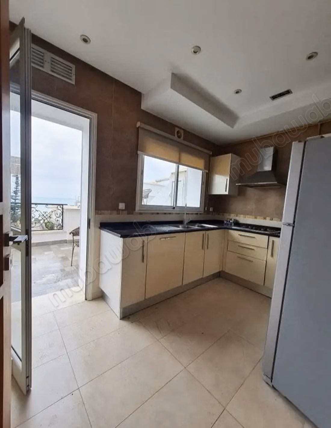 Location d'un appartement à La marsa corniche