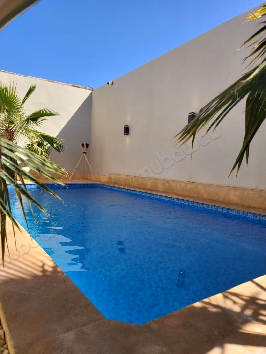 Superbe villa à louer à Route Amizmiz. 6 grandes piezas. Amueblado