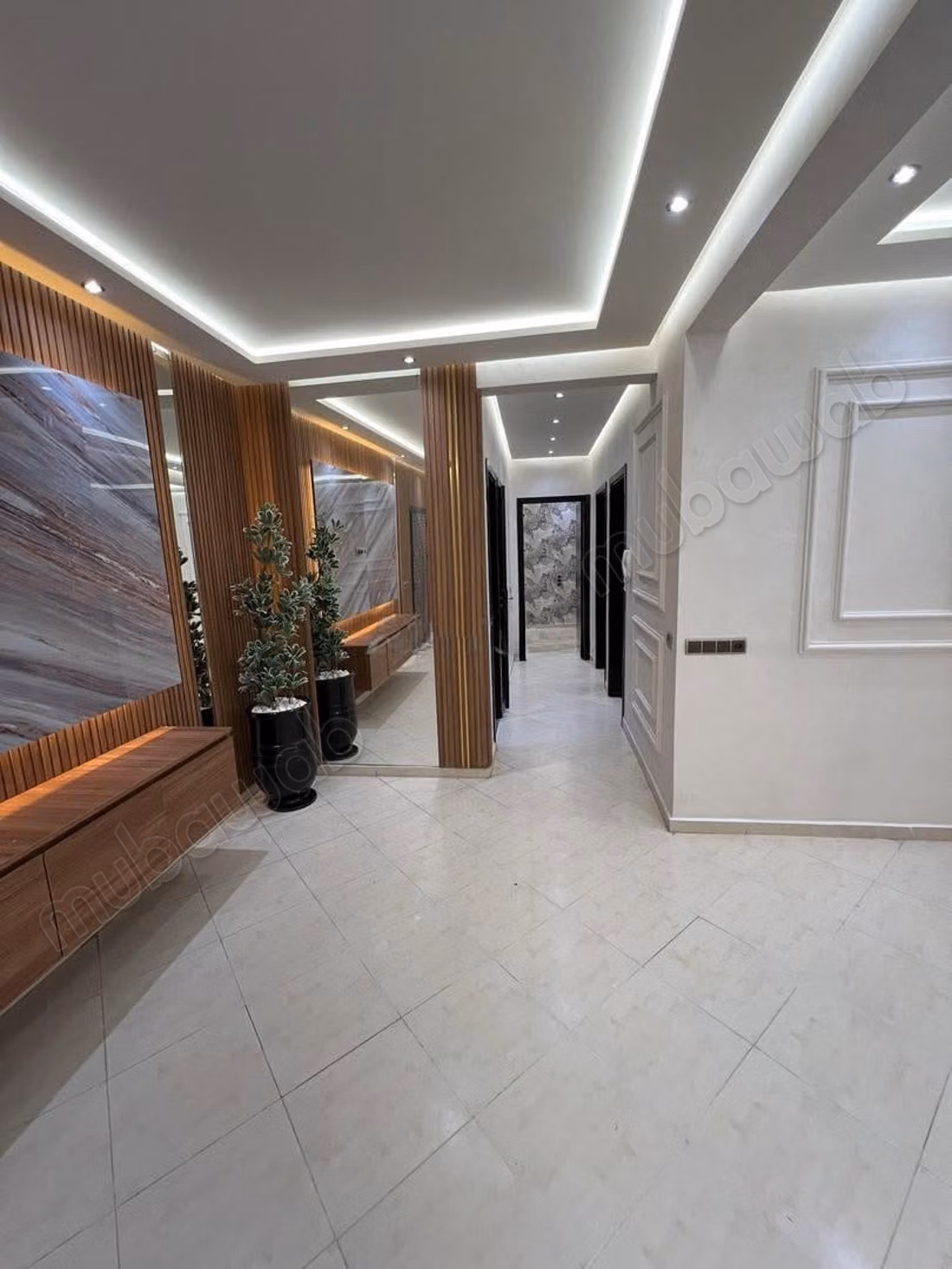 Leeg appartement te huur gelegen in Mabrouka