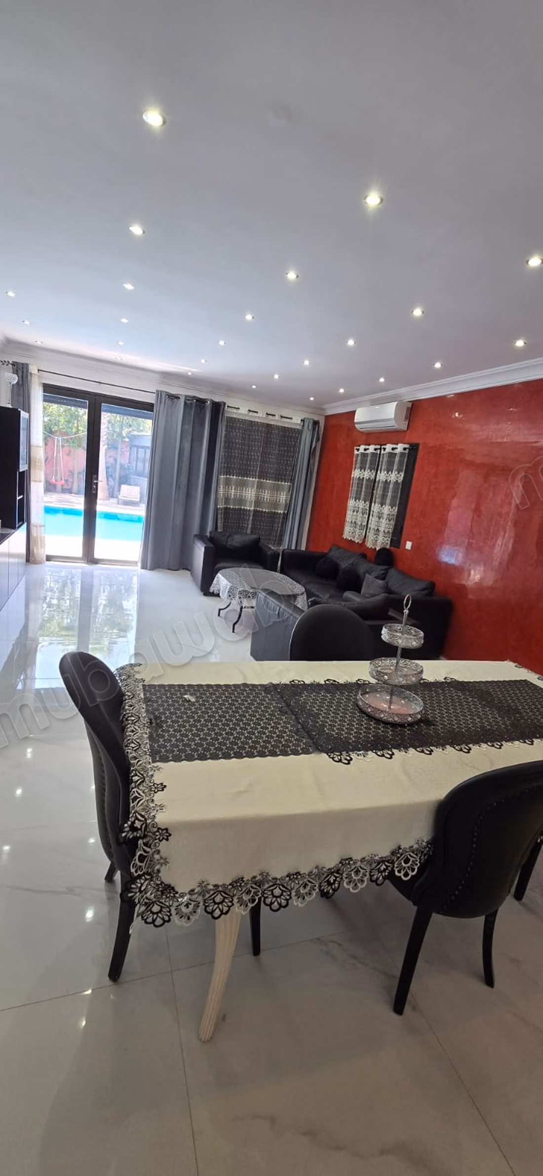 Beautiful villa for sale in Ourika. 4 rooms. Garden and terrace.