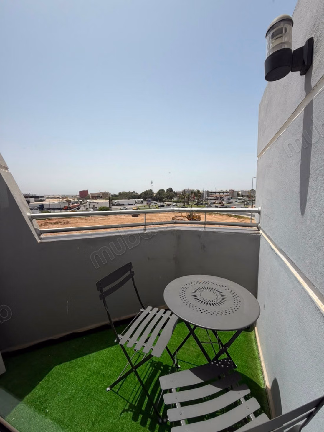 Appartements te huur in Tilila. Oppervlakte 80 m². Parkeerplaatsen en terras
