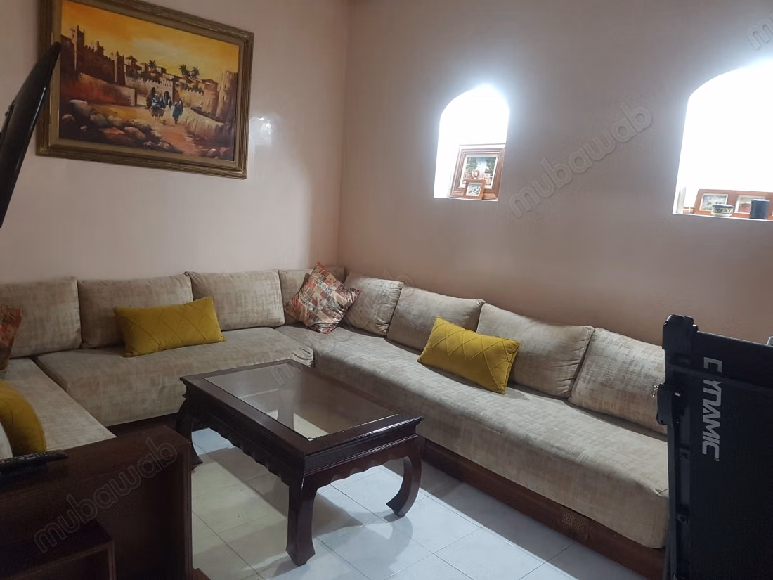 Affitta questo appartamento a Oulfa. 4 camere confortevoli. Arredato