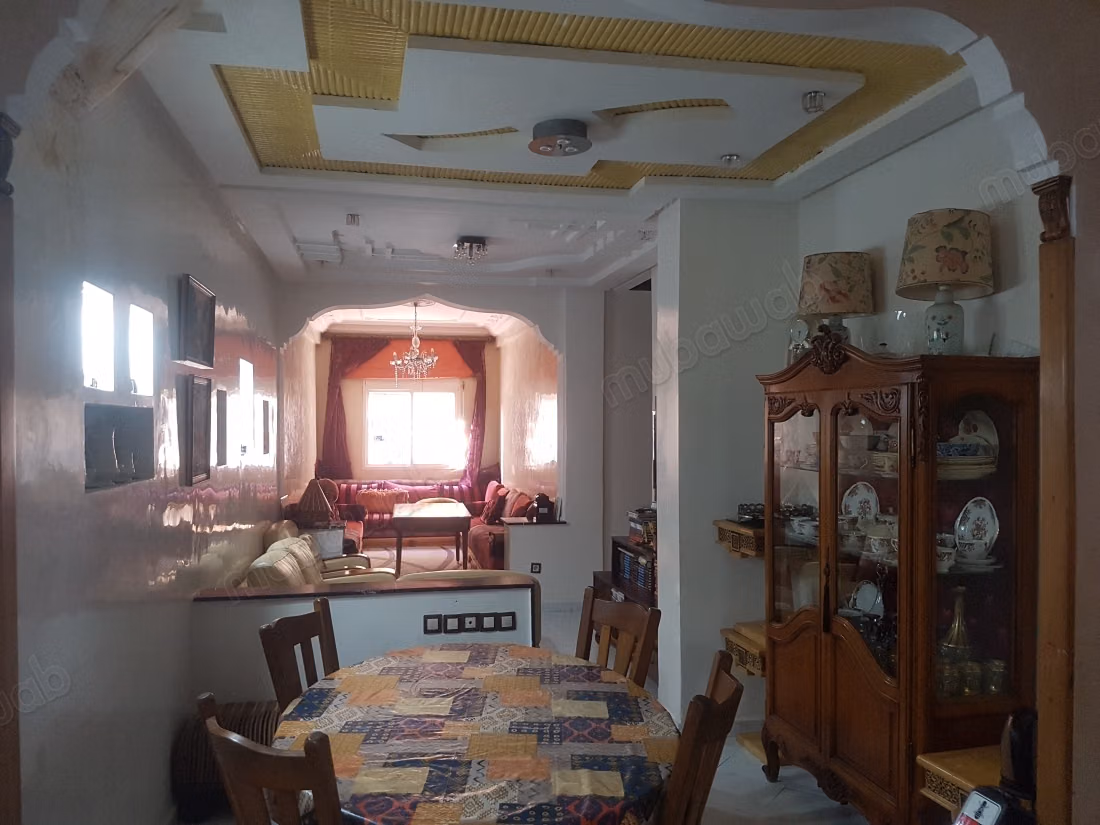Affitta questo appartamento a Oulfa. 4 camere confortevoli. Arredato