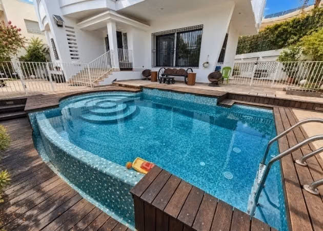 FOR RENT, Exceptional villa by the shores of Lake 2