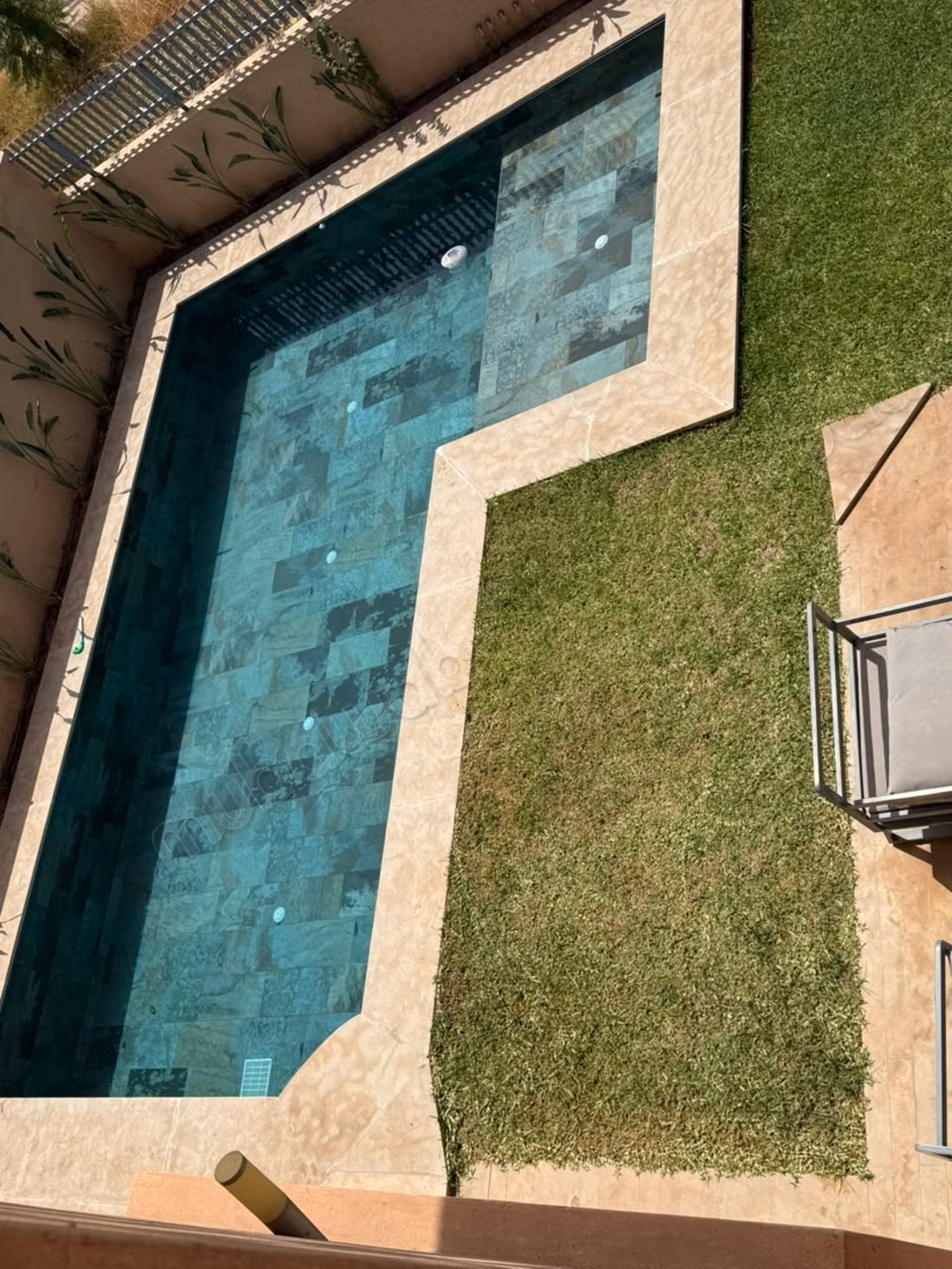 Villa de luxe à vendre à Route de l'Ourika. 
1 Pièce. Meublé