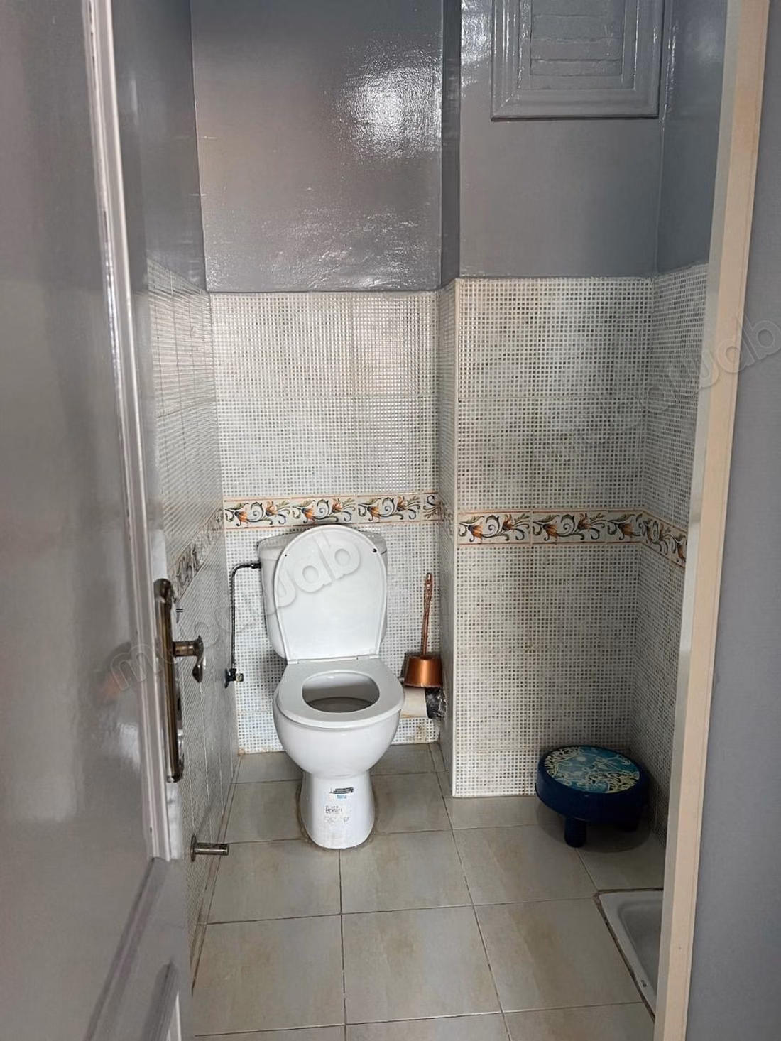 Bel apartamento en alquiler a largo plazo en la Ruta Casablanca. Superficie total 64 m². Amueblado