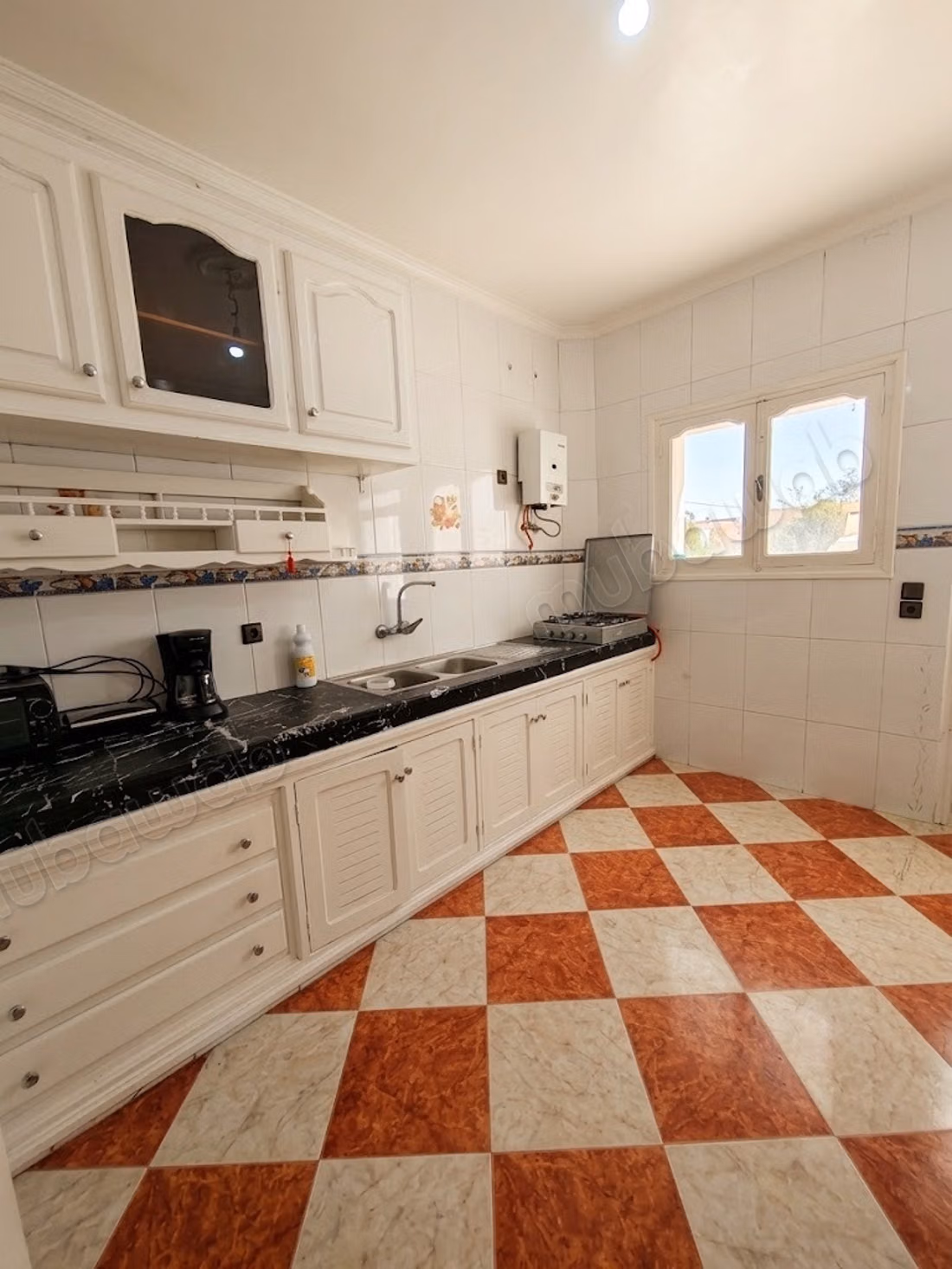 Beautiful Furnished Apartment 92m² - Near Wilaya & Beach