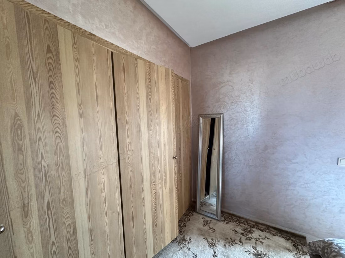 Apartamento con vista a la piscina