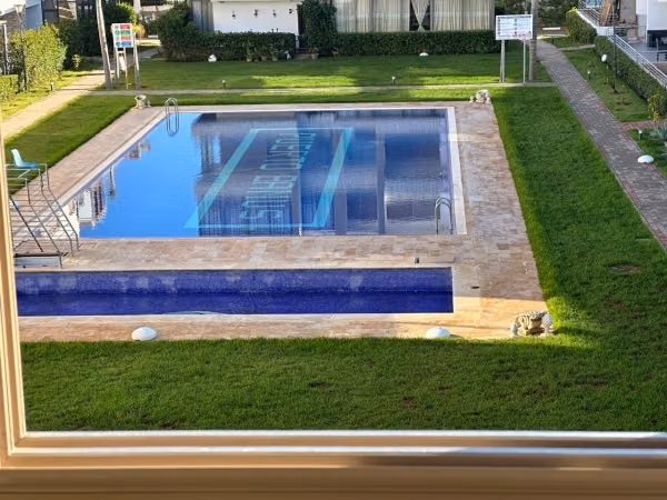 Appartement vue sur piscine