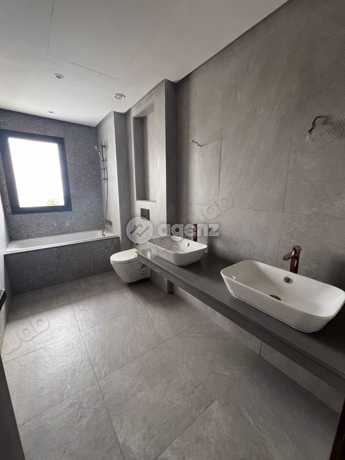 Villa en alquiler 300 m², 4 habitaciones Sidi Maarouf Casablanca