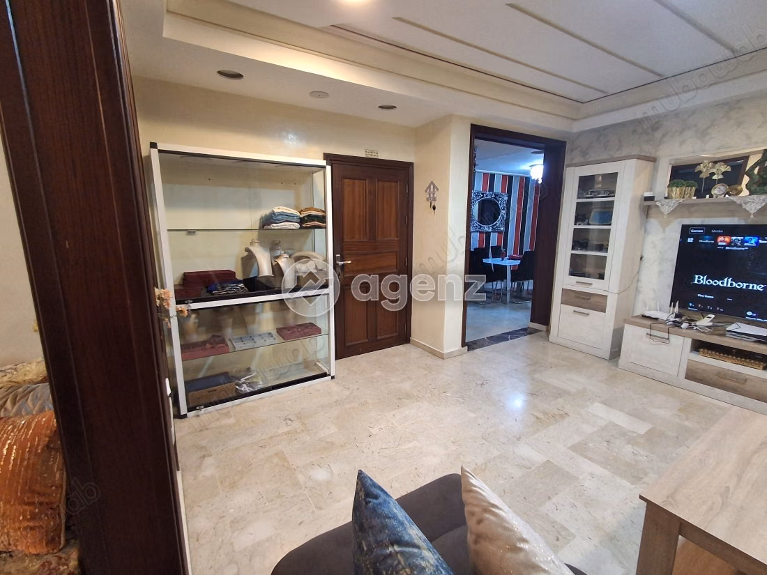 Appartement à vendre 150 m², 3 chambres 
Val Fleurie 
Casablanca — 5