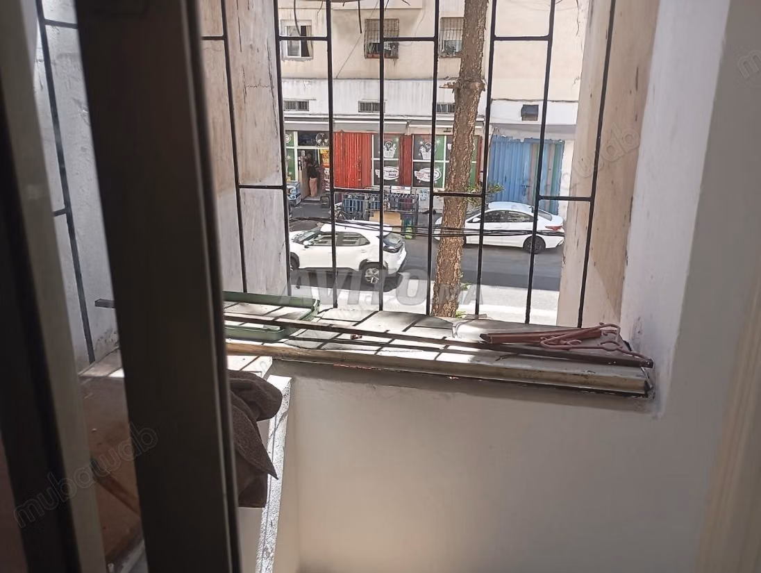 Appart vue sur boulevard, parfait pour Docteur